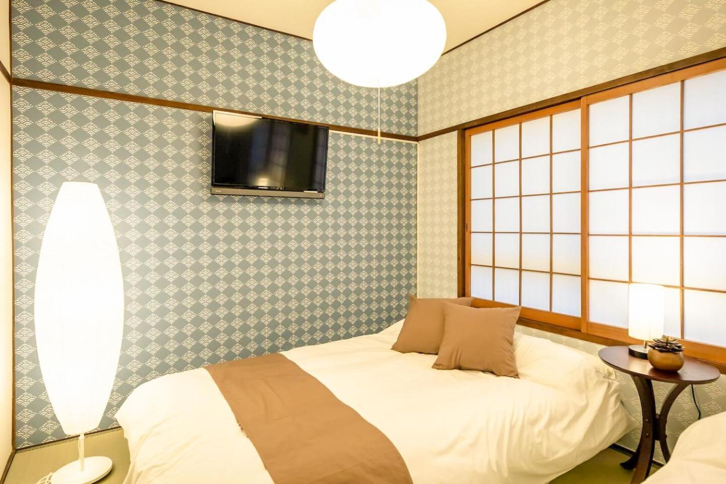 Funhouse-To North Umeda Guestresidence Осака Номер фото